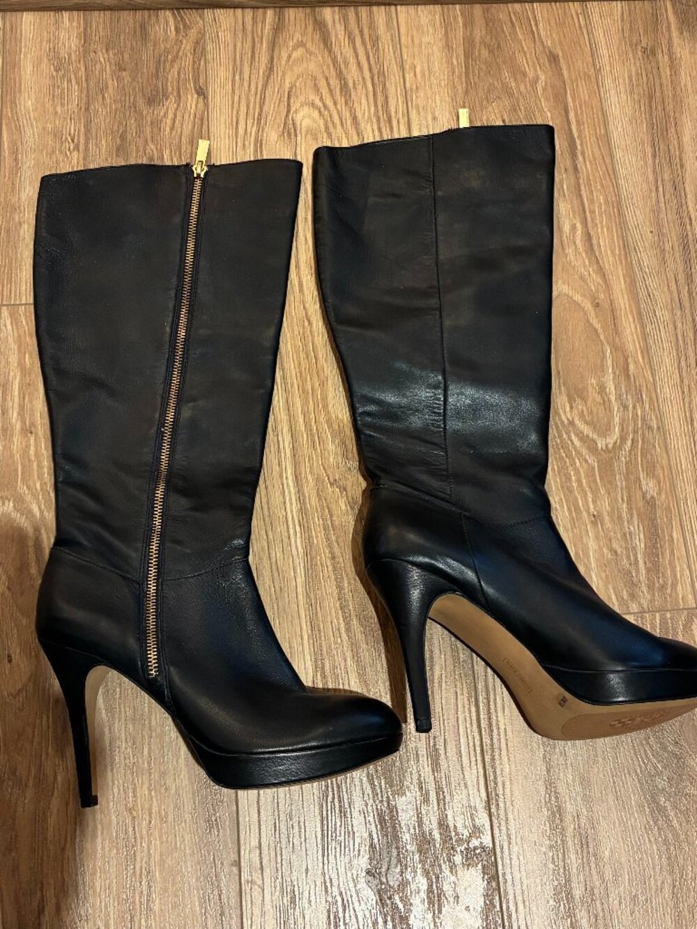 Vince Camuto Black heel boots
